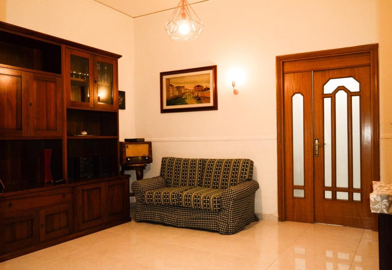 شقة A Casa E Margari نابولي المظهر الخارجي الصورة